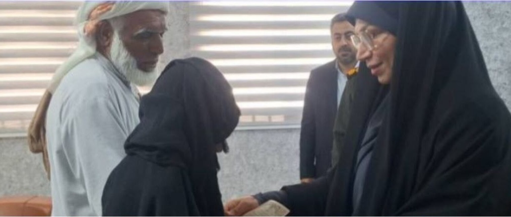 ۱۰ نفر شهروند فاقد شناسنامه در قصرقند هویت یافتند
