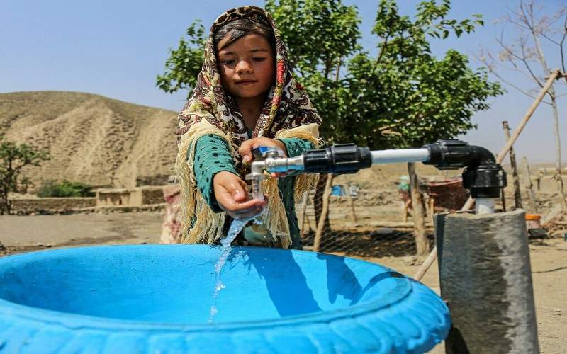 نبض آب در روستاهای تفتان جاری شد